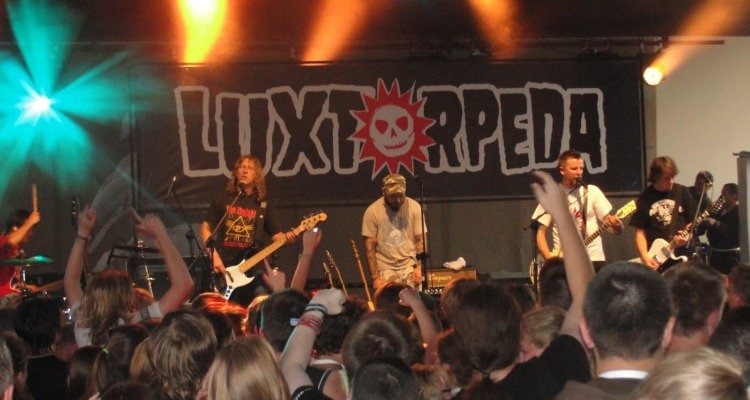 lux1 3