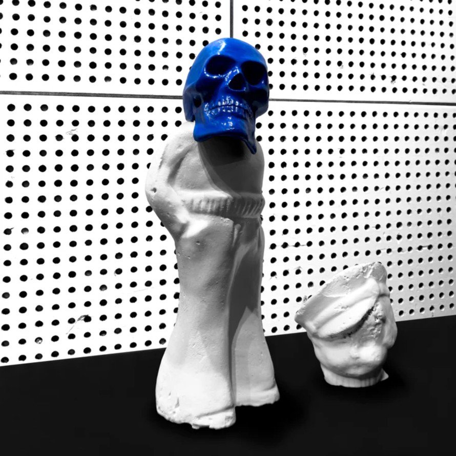 jack_white_frozen_charlotte_1e9b7f8091