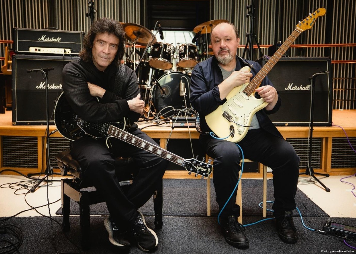 Steve Hackett & Steve Rothery Steve Hackett & Steve Rothery